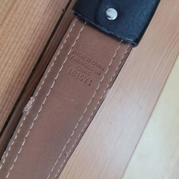 Nike black pebbled leather belt silver buckle preppy everyday neutral - Picture 8 of 10